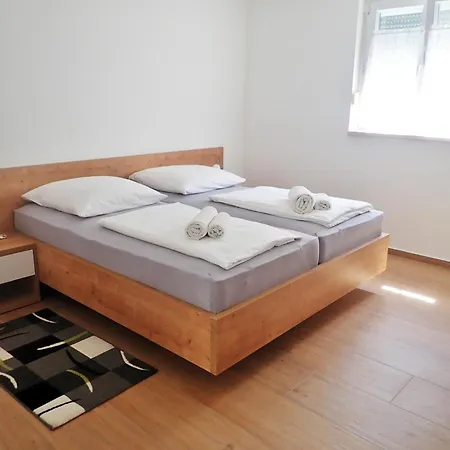 Zaterini Apartment