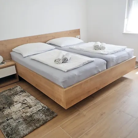 Zaterini Apartment *